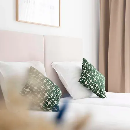 Hotel The Originals Aix Schuman